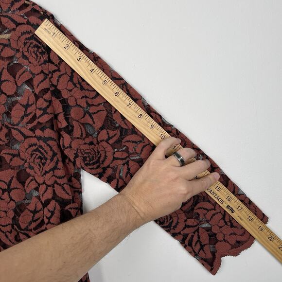 Cut Loose Womens Tunic Top SMALL Dark Pink Rose Floral Lace Sheer Pullover - Picture 6 of 7